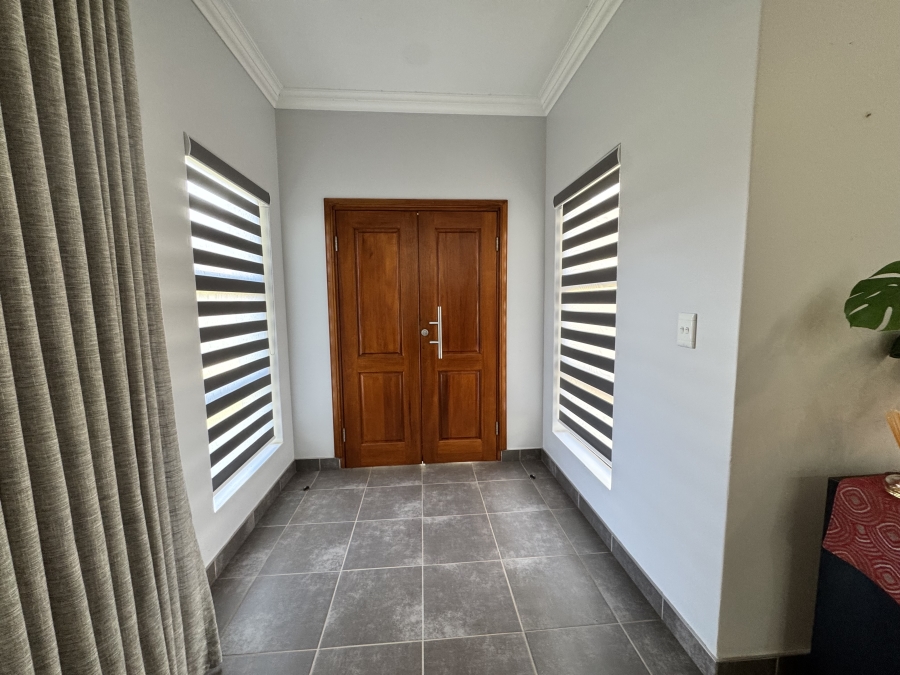 To Let 3 Bedroom Property for Rent in Wilkoppies North West